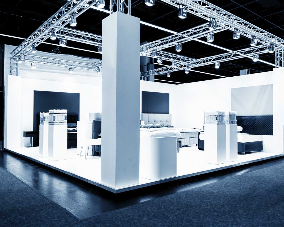 qliq-innovation-retail-trade-show-booth